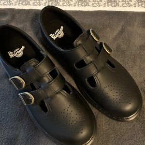 Doc Martens Mary Janes